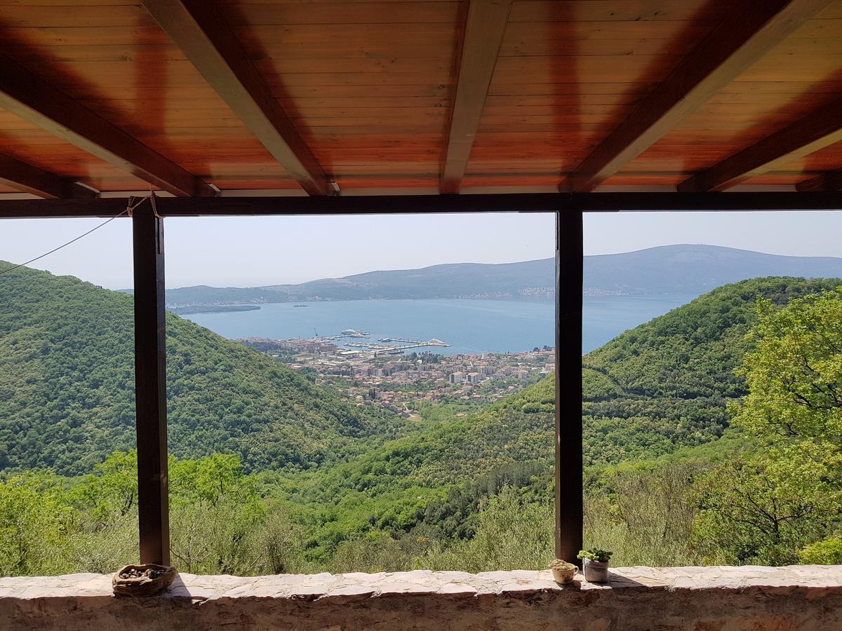 Casa Di Lukovic II Villa Tivat Exterior photo