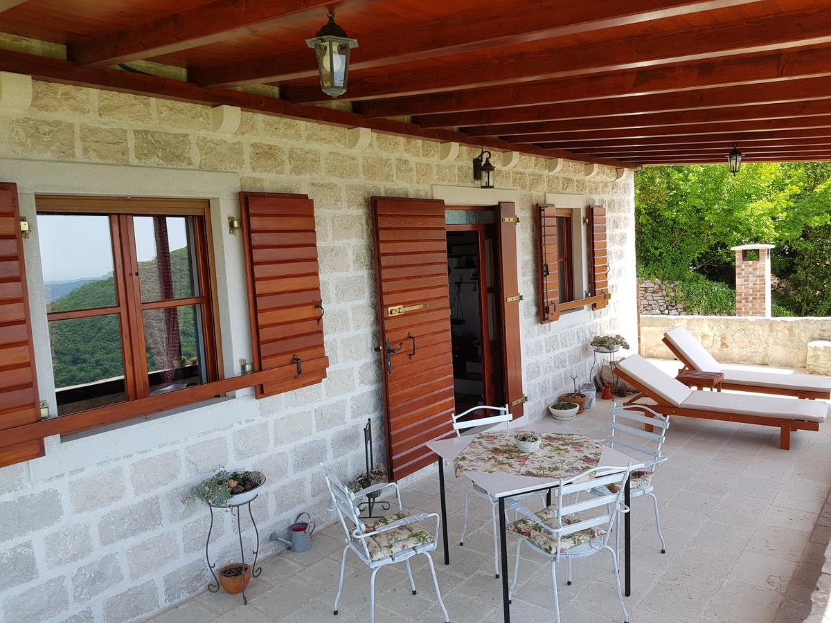 Casa Di Lukovic II Villa Tivat Exterior photo